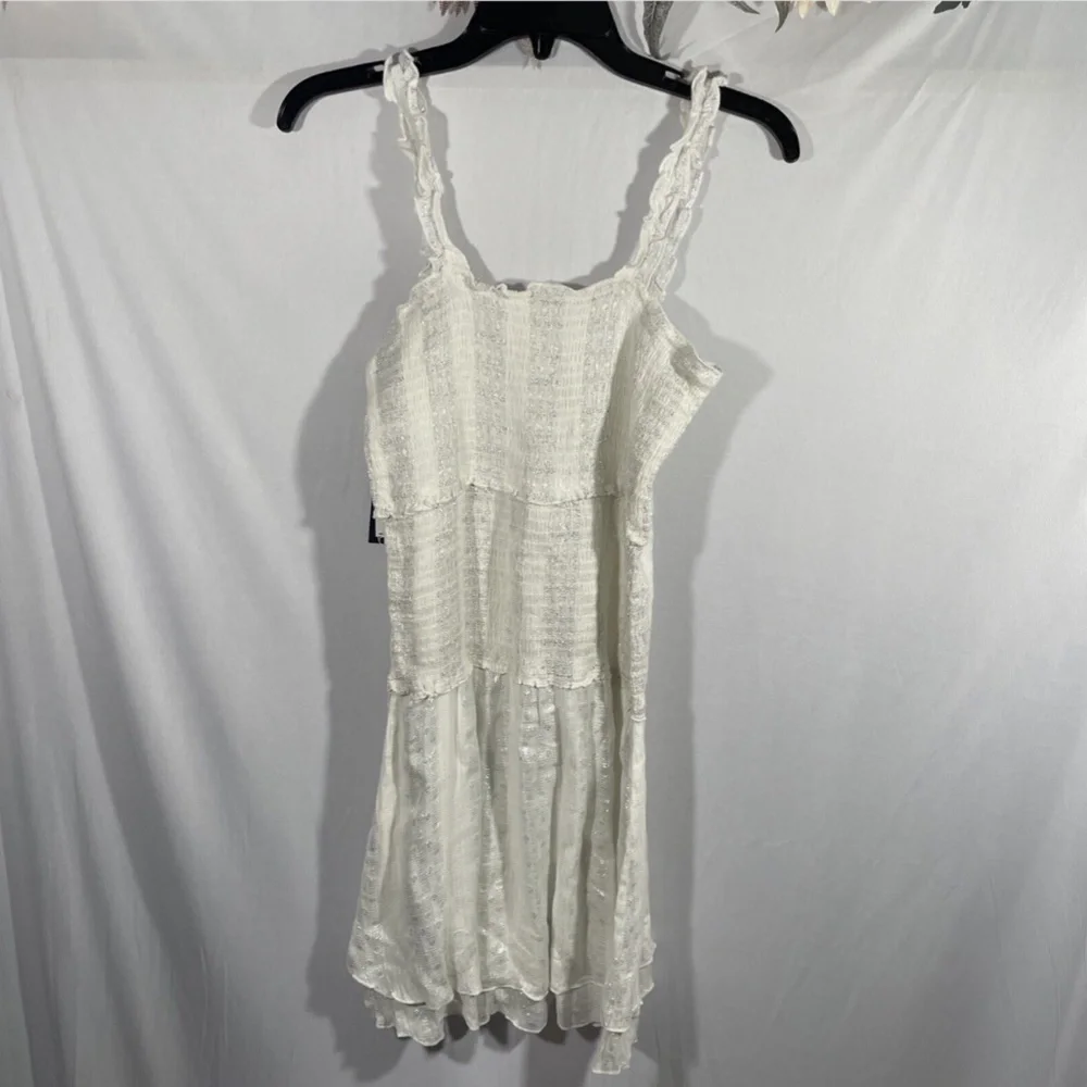 NWT Isabella Rose [ Large ] Villa Smocked Cover-Up Dress‎ in White/Silver